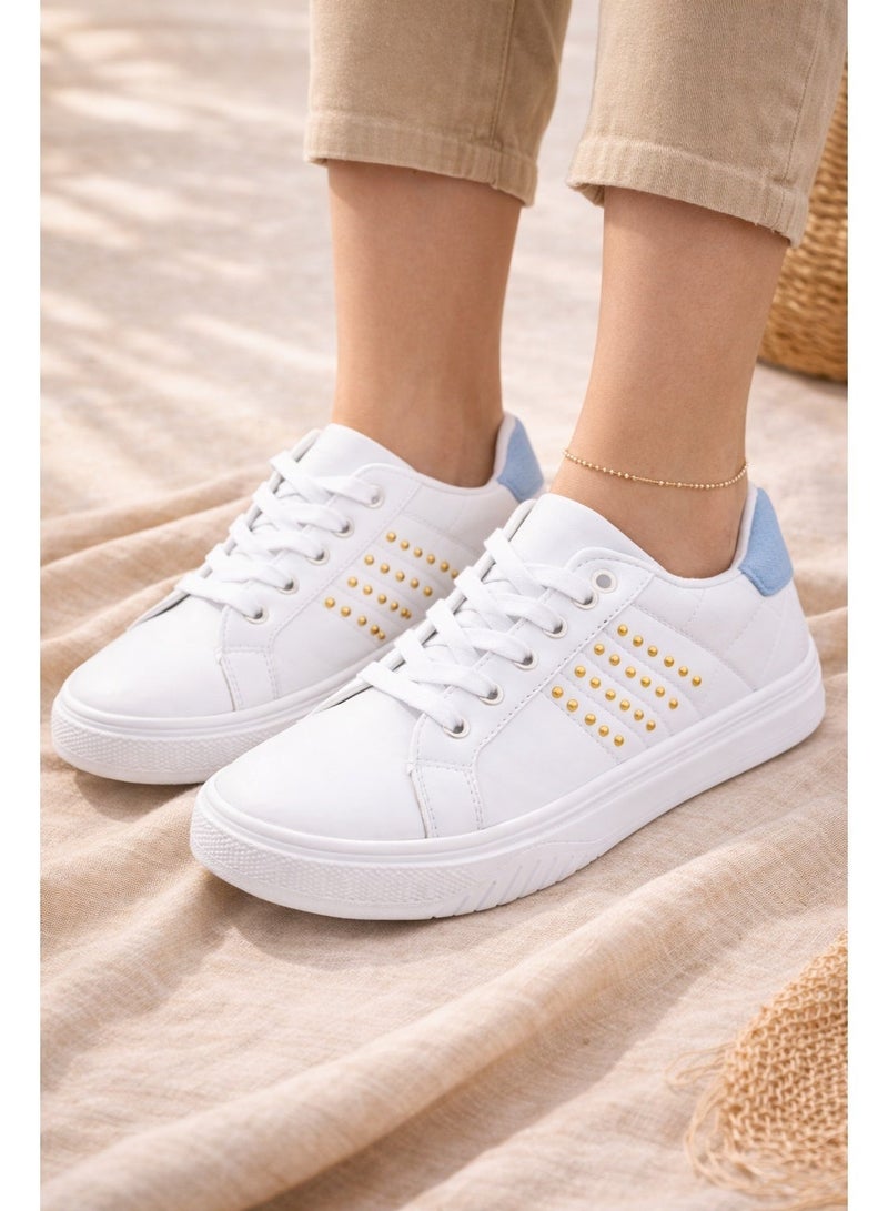 شوز كوتش حريمي و بناتي أبيض سنيكرز ترندي سبور، تصميم مريح بتفاصيل استرس ذهبي، مناسب للوك الكاجوال اليومي والمشاوير واللبس العملي كود 5001 - Image 4